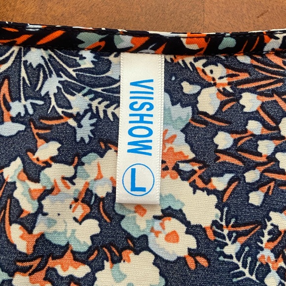 Blouse/Top - Picture 4 of 4